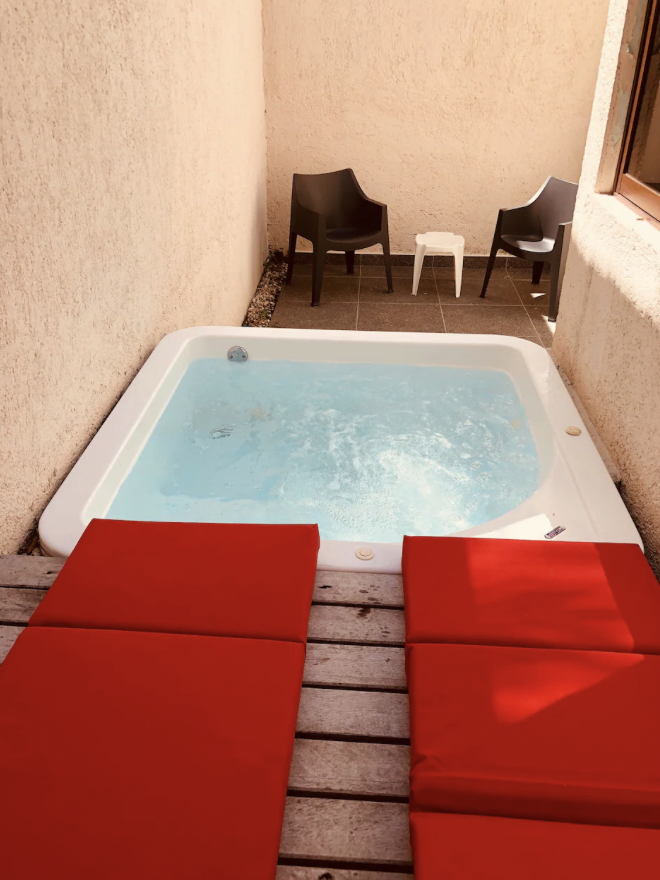 Villa La Ceiba with private jacuzzi